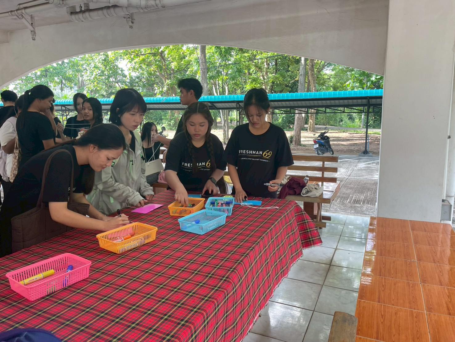 10. ค่ายพัฒนาทักษะภาษาอังกฤษสำหรับนักศึกษา (ครั้งที่ 1) ภายใต้โครงการพัฒนาสมรรถนะดิจิทัลและภาษาต่างประเทศ